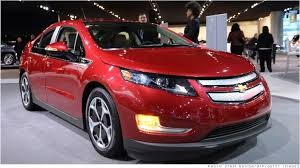 GM cuts 13 percent off price of Volt electric car